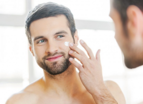 Kulit Wajah Pria Perlu Perawatan Lebih Intens