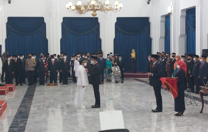 Yana Mulyana Resmi sebagai Wali Kota Bandung