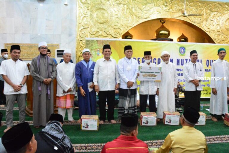 Hadiri Peringatan Nuzulul Qur’an Ramadan 1443 H Tingkat Kepri,  Gubkepri Ajak Umat Islam Internalisasi Nilai-nilai Alquran