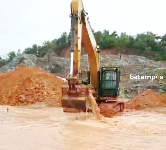 Antisipasi Banjir Dinas Bina Marga Normalisasi Drainase