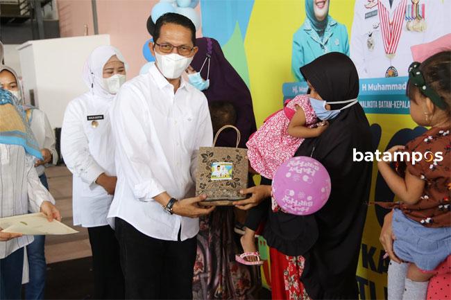 Pemko Batam Komitmen Semua Anak Harus Imunisasi