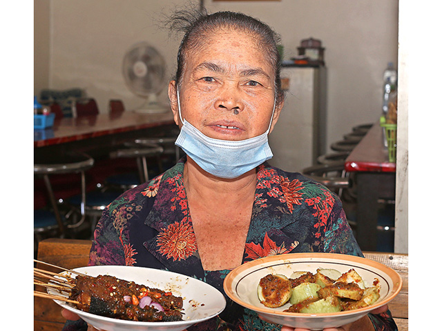 Sate Jerohan Sapi Yu Rebi Jadi Jamuan saat Presiden Joko Widodo Mantu