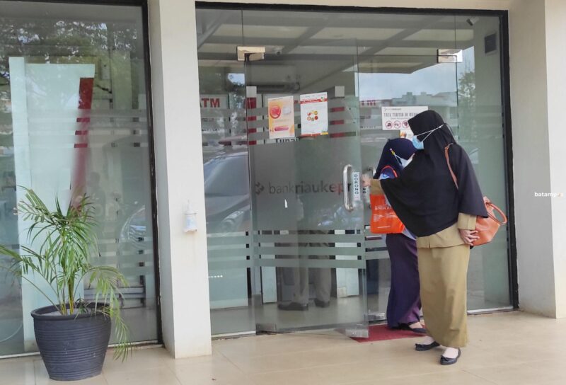 Dugaan Skimming Nasabah Bank Riau Kepri, Kerugian Mencapai Rp 800 Juta 1 Bank Riau Kepri 1 F Cecep Mulyana scaled e1652263538940