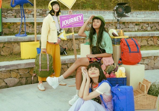 Pilih Outfit Ringan, Tas pun Harus Bisa Muat Banyak