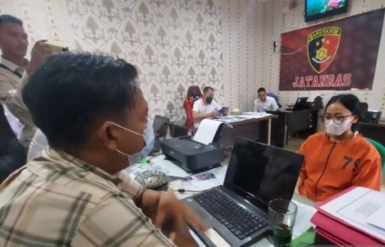 Polisi di Palembang Tangkap Tersangka Investasi Bodong Makanan Olahan