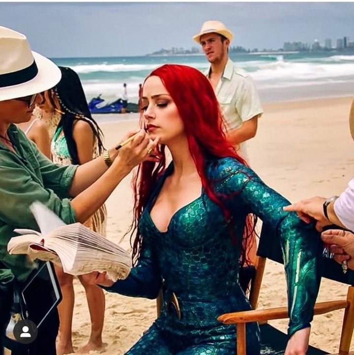 Amber Heard Kesulitan Dapat Kontrak sejak 2016