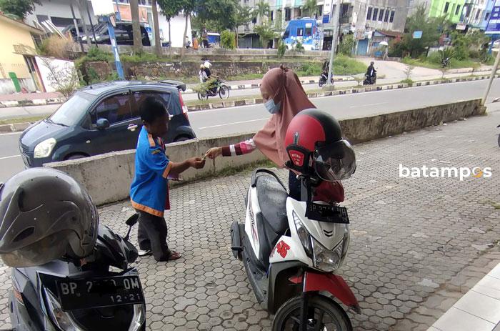 Retribusi Parkir Tepi Jalan Ditargetkan Rp 500 Juta per Bulan