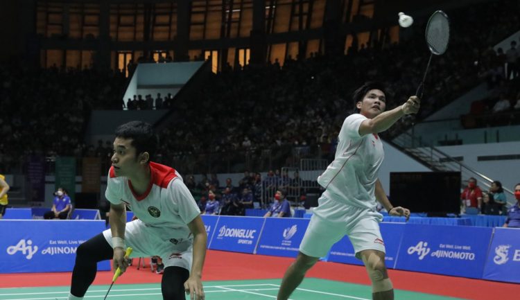 Diteror Penonton, Ganda Putra Sukses Ciptakan All Indonesian Final