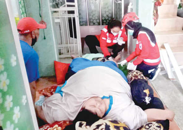 Lift Ambrol di Malang, ”Manusia Nyaris 3 Kuintal” Patah Tulang