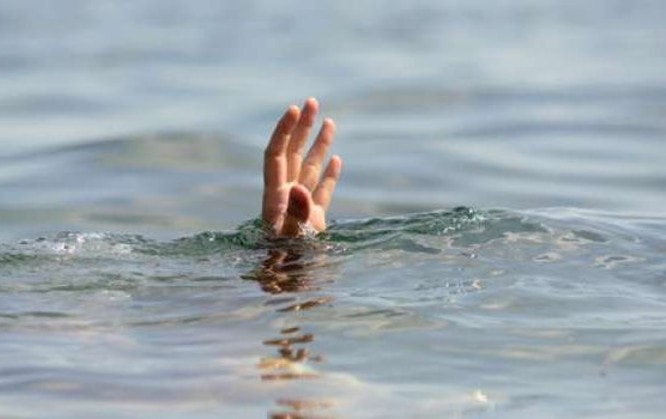 Tidak Bisa Berenang Lalu Tenggelam, 4 Wisatawan di Sumbar Tewas
