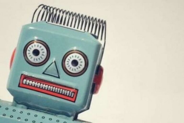 Ini Bahaya Akun Palsu pada Bisnis