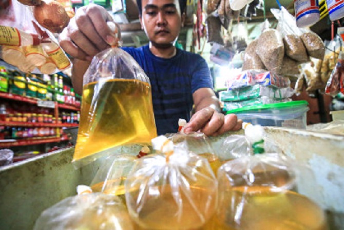 Pemkot Cirebon Bentuk Satgas Pengendalian Harga Migor untuk Memastikan Ketersediaan dan Harga 