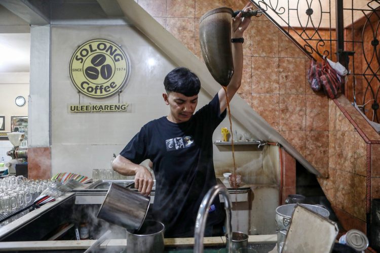 Membuktikan Kemasyhuran Kopi Solong yang Tiga Kali Dipesan Jokowi