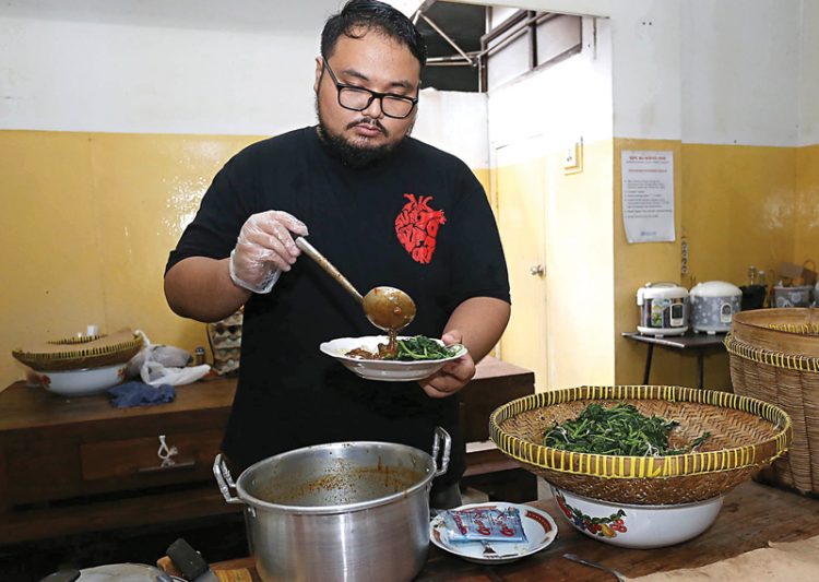 Jokowi dan Rombongan Dharmaji di SGPC Bu Wiryo 1959, Jogja