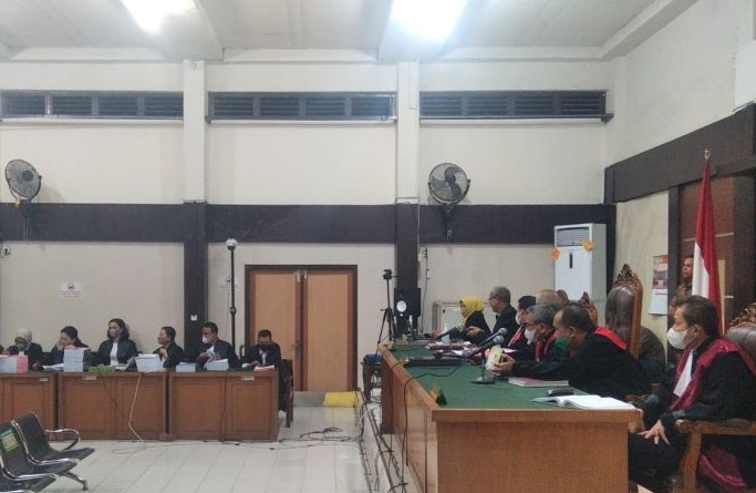 JPU Kejati Sumsel Tuntut Alex Noerdin 20 Tahun Penjara