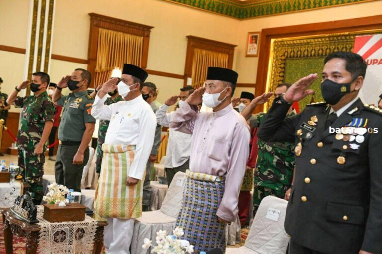 Gubkepri Ikuti Upacara Peringatan Hari Lahir Pancasila Secara Virtual dari Gedung Daerah