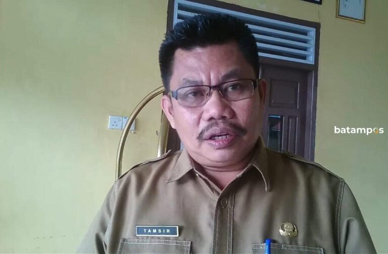 Bantuan Seragam Olahraga dan Sepatu Dihilangkan, Orangtua Pelajar di Bintan Sibuk Nyari Bahan dan Tukang Jahit