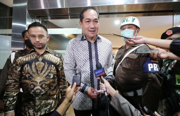 Eks Mendag Muhammad Lutfi Jalani Pemeriksaan 12 Jam