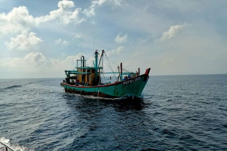 KKP Tangkap 4 Kapal Ikan Ilegal di Selat Malaka-Perairan Ternate