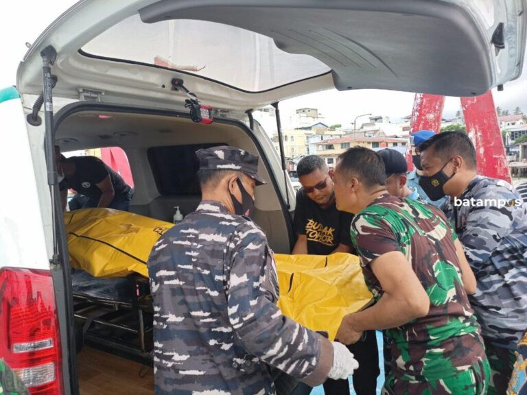 Kapal terbakar, Nakhoda Kapal KLM Bintang Surya Meninggal Dunia