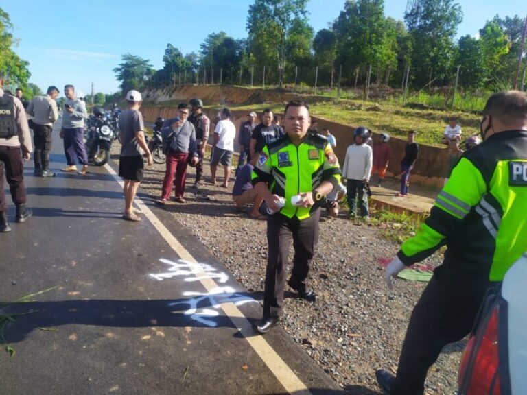 Kecelakaan Maut di Trans Barelang, Sepasang Pejalan Kaki Tewas