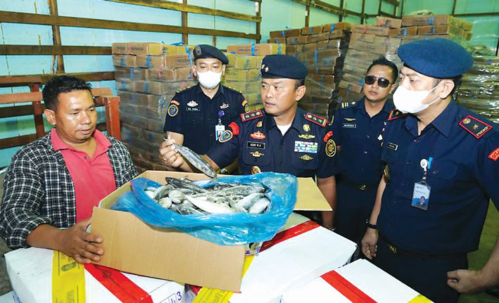 KKP Sita 4,7 Ton Ikan Selundupan dari Gudang di Batam, Sebagian Sudah Beredar