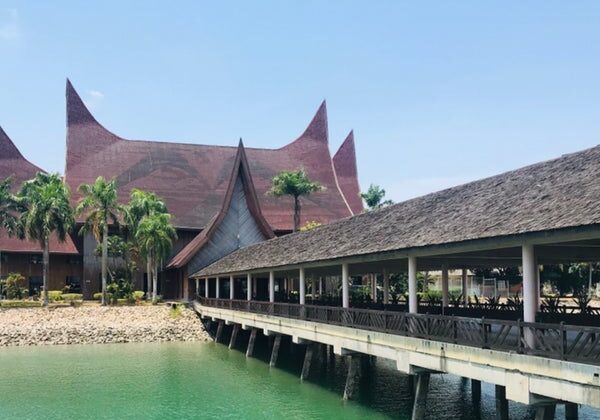 Menanti Pelabuhan Internasional Waterfront Beroperasi