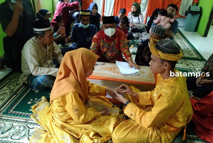 Kantor Urasan Agama Percontohan Pemberdayaan Ekonomi Umat 