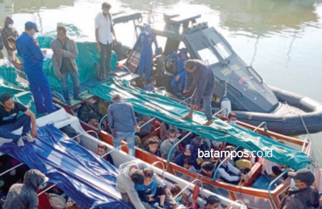 Polairud Polresta Barelang Tingkatkan Patroli dan Pengawasan di Laut