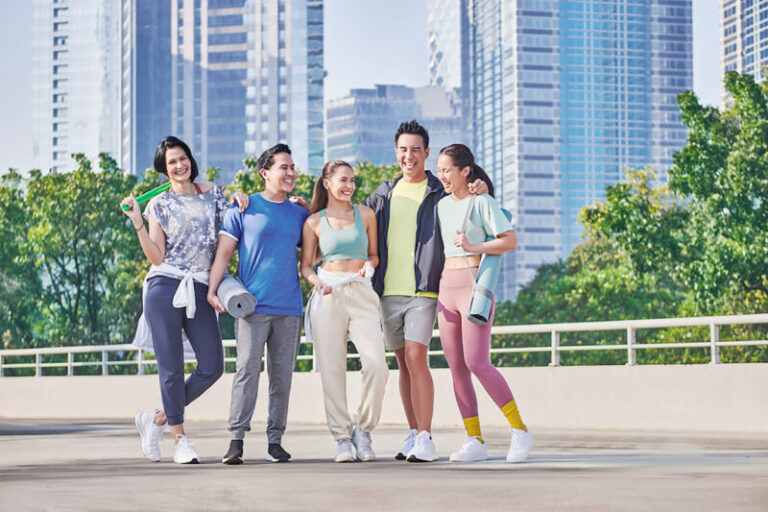 UNIQLO Tampilkan 16 Desain
