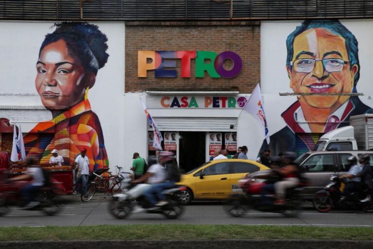 Gustavo Petro menang Pemilu Presiden Kolombia