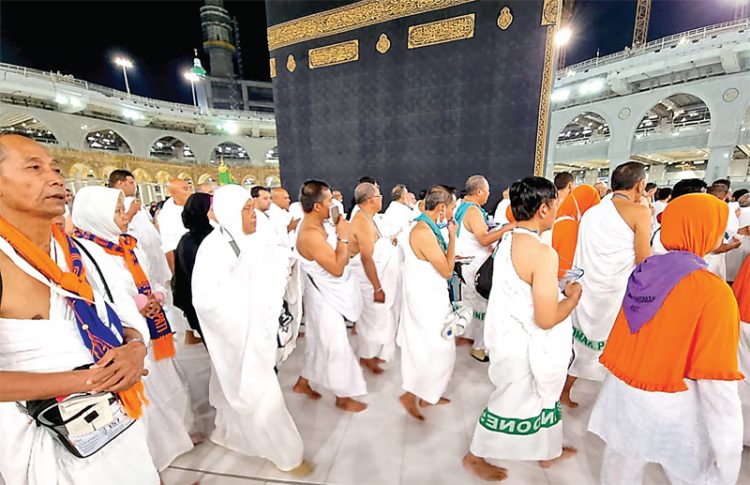 Jamaah Diminta Hemat Tenaga, Wukuf Masih Lama