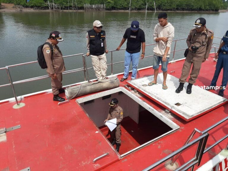 Cegah PMK masuk Kepri, Kapal Pengangkut Komiditas Pertanian Diperiksa