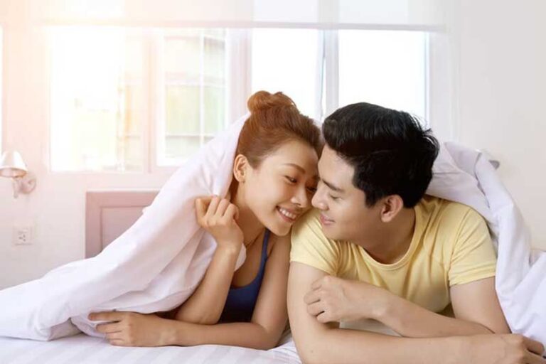 Ini Tips Aktivitas Seksual Nyaman Saat Pakai KB