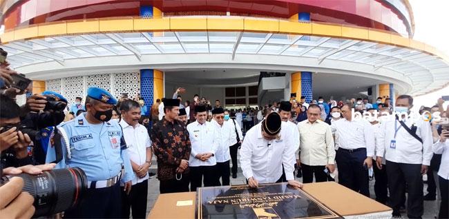 Menko Perekonomian Resmikan Masjid Tanjak