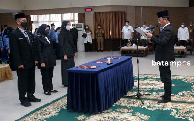 Isi Kekosongan Jabatan di Pemko Batam, Tiga Kepala OPD Baru Dilantik