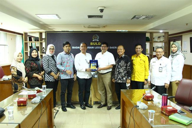 Karo PHM DPD RI Terima Kunjugan Dari DPRD OKU Selatan