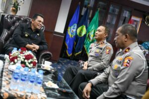 Gubernur Ansar Terima Audiensi Dirgakkum dan Dirregident Korlantas Mabes Polri, Sosialisasi E-Tilang di Provinsi Kepri: Batam Jadi Daerah Pertama Penerapan E-Tilang
