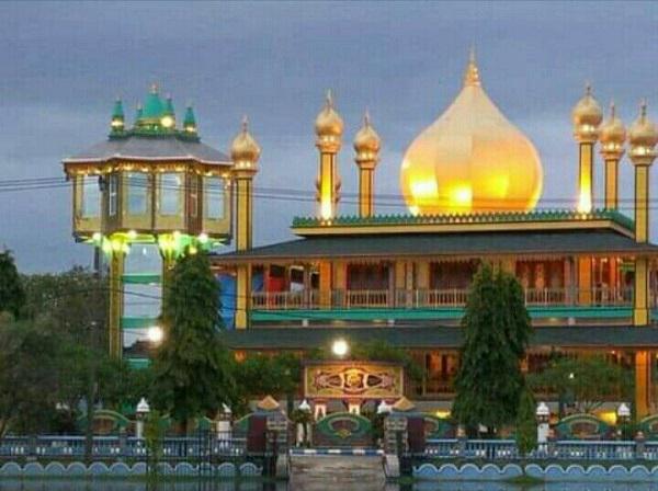 Pembatalan Pencabutan Izin Shiddiqiyyah Atas Restu Jokowi