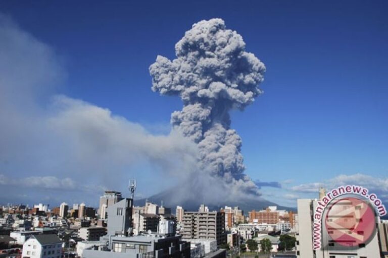 Gunung Sakurajima di Jepang Erupsi, Keluarkan Peringatan Level 5