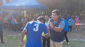 Sundulan Rohan ke Gawang Lawan Bawa Tim Sepak Bola Bintan Maju ke Laga Final Popda Kepri