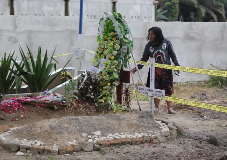 Ibu Brigadir Yosua Masih Syok, Keluarga Ingin Kasus Terang Benderang