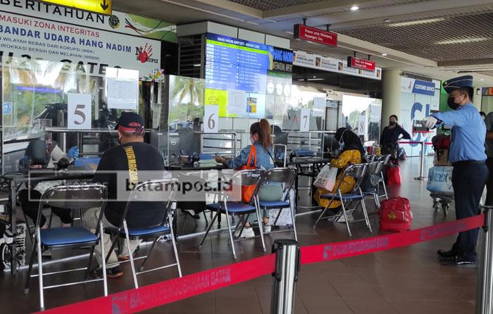 Perjalanan Domestik Kembali Diperketat, Gerai Vaksin Tersedia di Bandara Hang Nadim