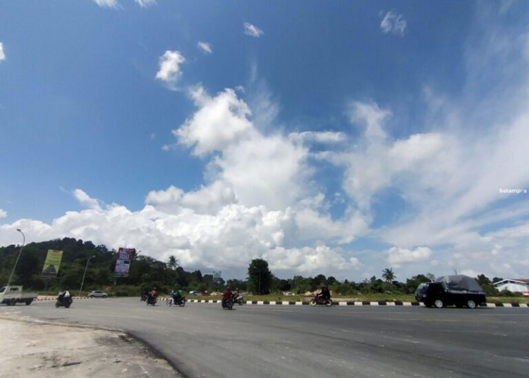 Menanti Kelanjutan Proyek Bundaran Simpang Barelang dan Simpang Basecamp, Begini Komentar Warga