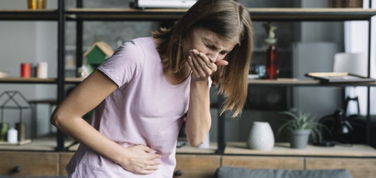 Ketahui Penyebab dan Solusinya Jika Sering Nyeri Ulu Hati