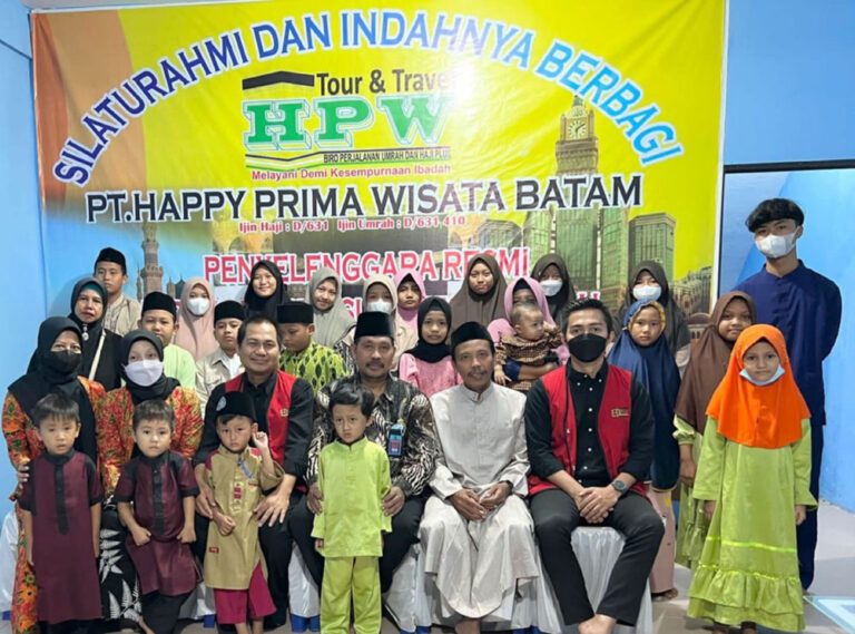 Silaturahmi dan Indahnya Berbagi Tour & Travel Happy Prima Wisata Batam