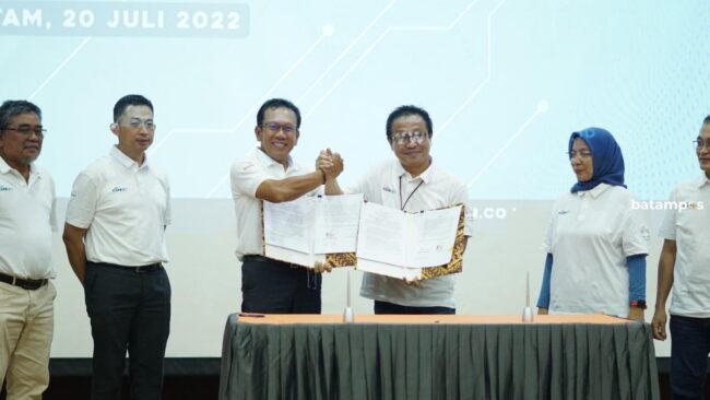 PLN Batam dan ICON+ Launching ICONNET Batam