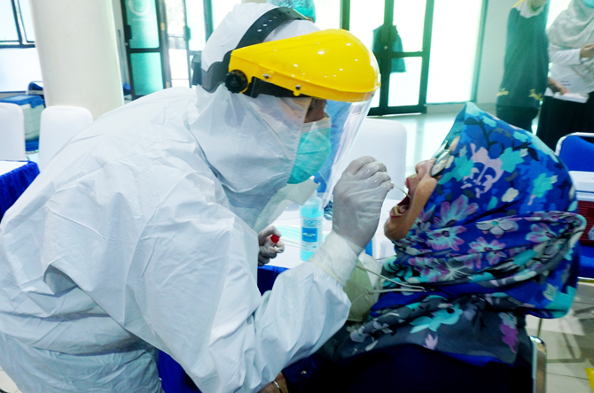 Atasi Varian BA.4-BA.5, Level PPKM Sejumlah Daerah Kembali Dinaikkan