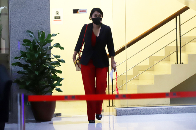 Brigitta Manohara Serahkan Uang Rp 480 Juta ke KPK