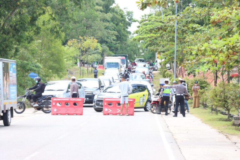 Tim Gabungan Cek Surat dan Pajak, 139 Kendaraan Terjaring Razia